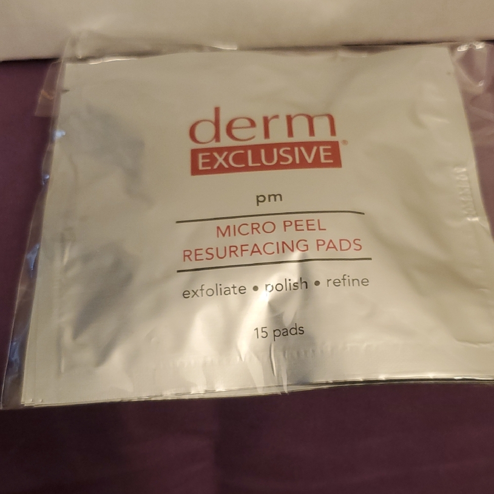 Derm Exclusive Micro Peel Resurfacing Pads